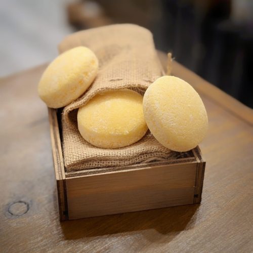 Pastilla de champú con betaína y sal marina